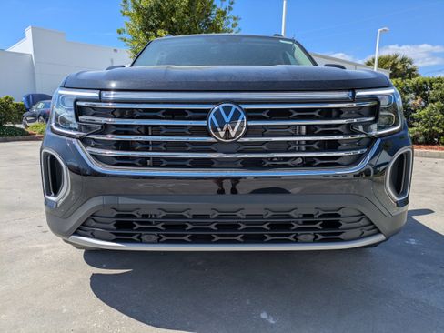 New 2026 Volkswagen Atlas SE FWD image 9