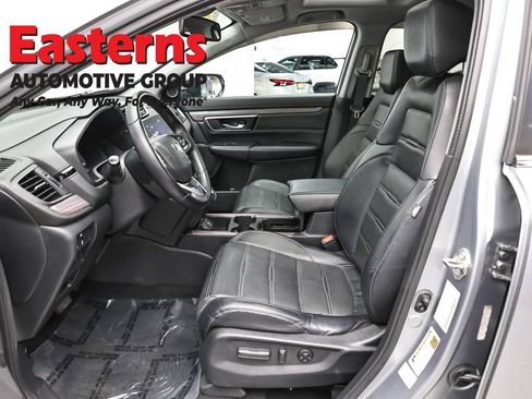 Used 2017 Honda CR-V Touring image 14