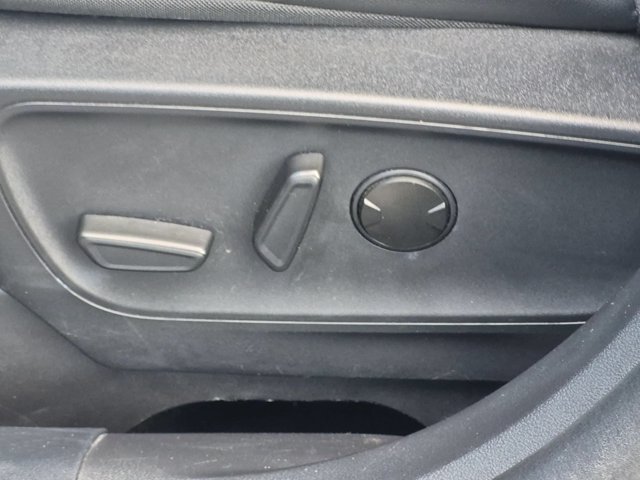 Used 2025 Ford Escape ST-Line AWD/4WD image 14