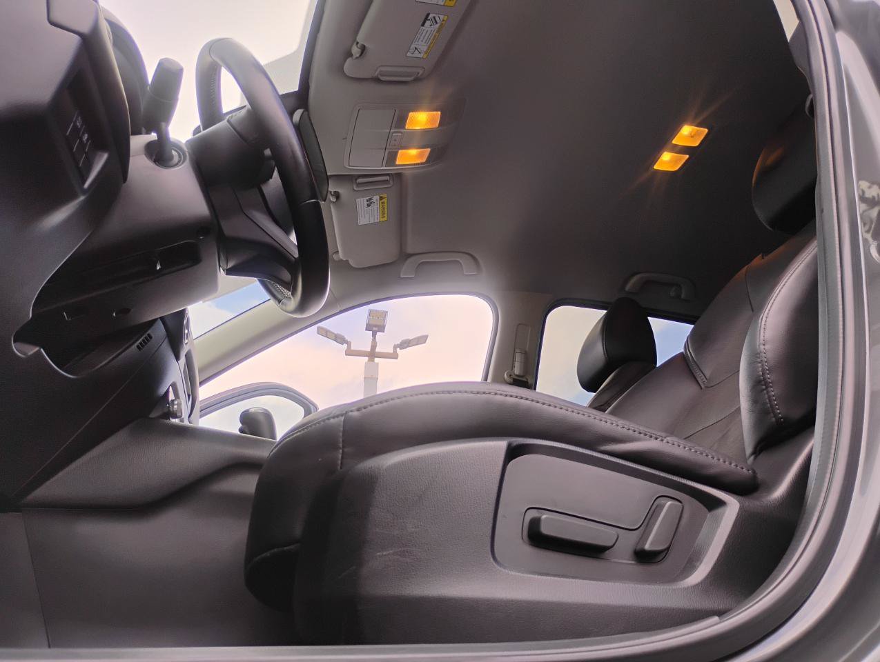Used 2021 MAZDA CX-5 Touring FWD image 46