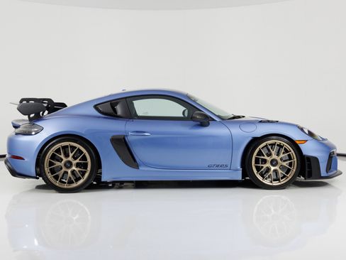 Used 2023 Porsche 718 Cayman GT4 RS RWD image 2