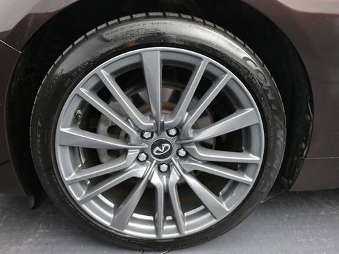 Used 2018 INFINITI Q50 Luxe AWD/4WD image 23