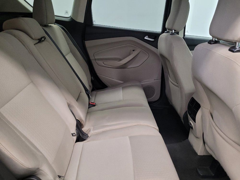 Used 2019 Ford Escape SE FWD image 19