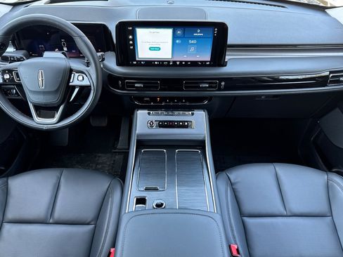 New 2025 Lincoln Aviator 2WD w/ Equipment Group 101A image 12