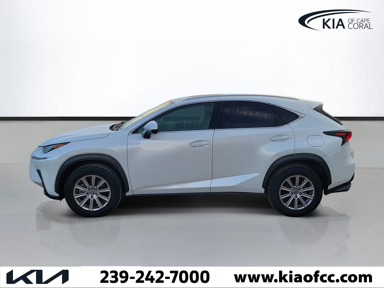 Used 2020 Lexus NX 300 FWD w/ Comfort Package image 4