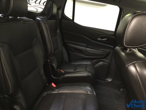 Used 2019 GMC Acadia SLT image 33