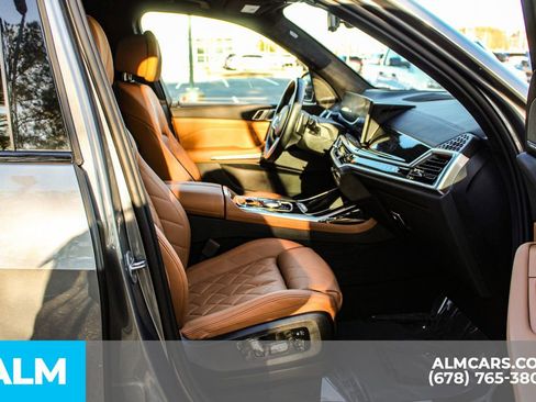Used 2023 BMW X7 xDrive40i w/ M Sport Package image 23