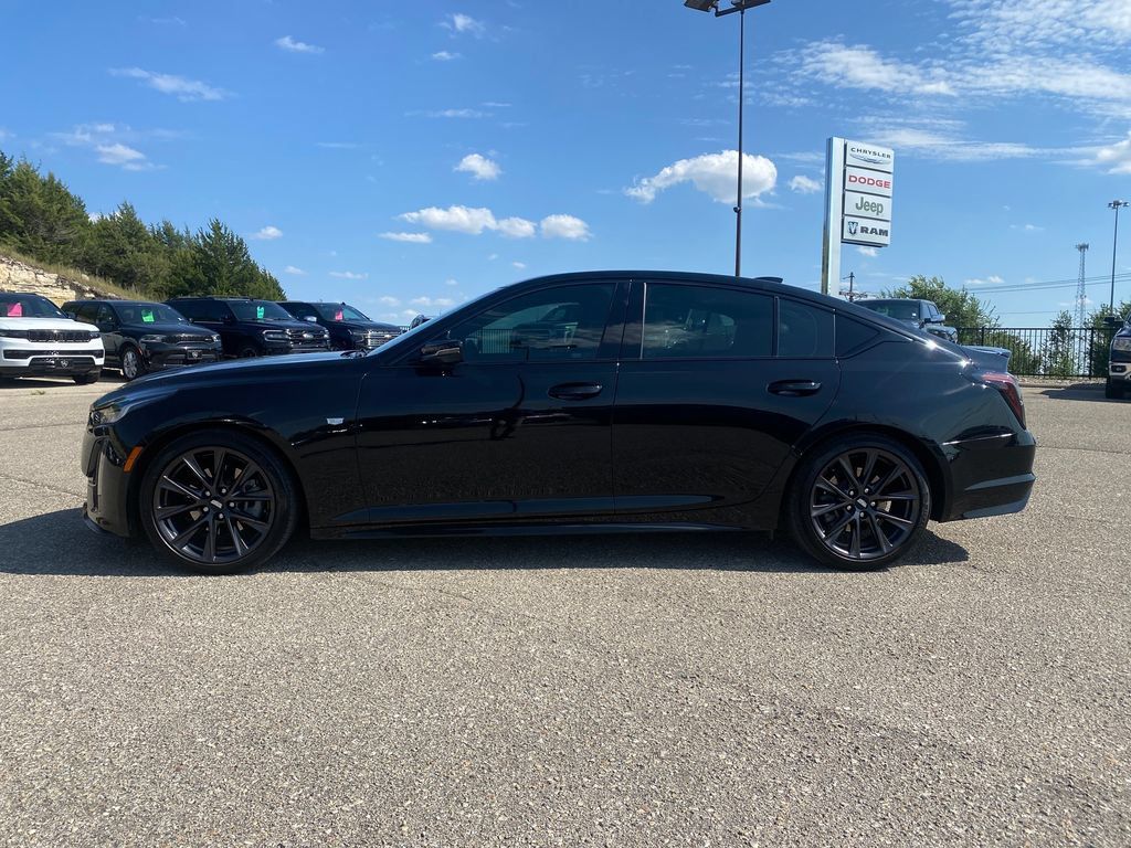 Used 2021 Cadillac CT5 Sport RWD image 3