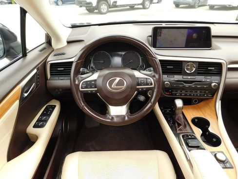 Used 2019 Lexus RX 350 AWD w/ Navigation Package image 17