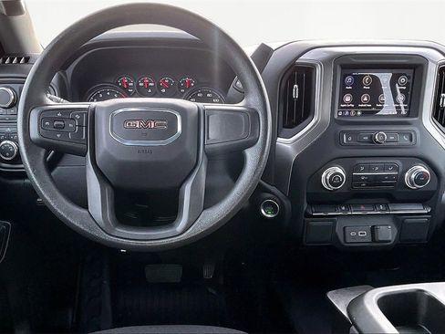 Used 2024 GMC Sierra 2500 Pro image 5