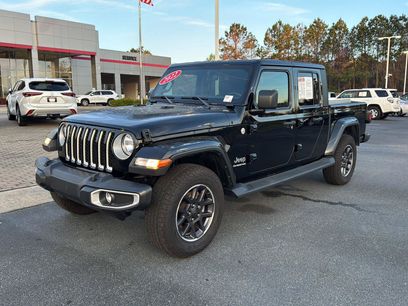 Used 2022 Jeep Gladiator Overland w/ Popular Equipment Package