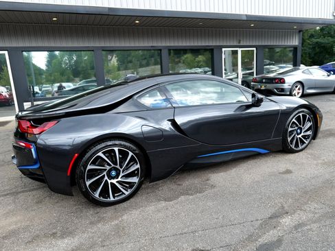Used 2015 BMW i8 image 65