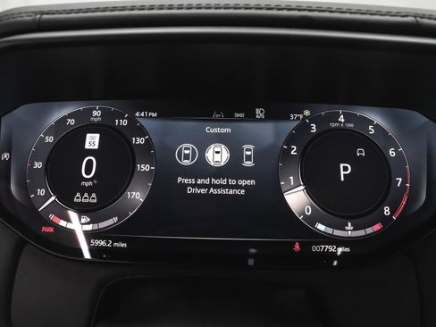 Used 2025 Land Rover Range Rover Sport Dynamic SE image 34