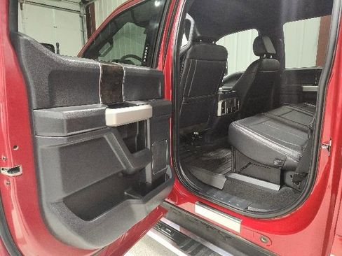 Used 2022 Ford F250 Lariat w/ Chrome Package image 15