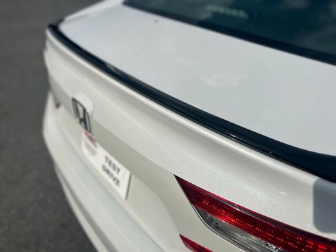 Used 2022 Honda Accord Sport image 14