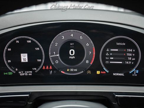 Used 2025 Porsche Cayenne image 12