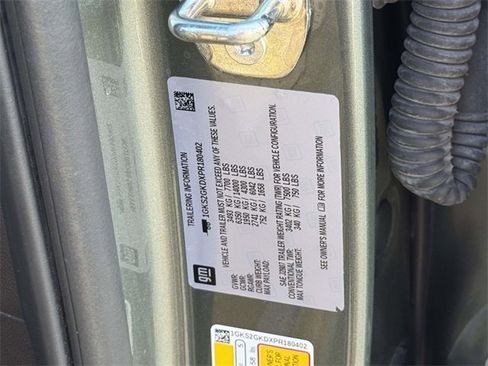 Used 2023 GMC Yukon XL SLT w/ SLT Luxury Package image 29