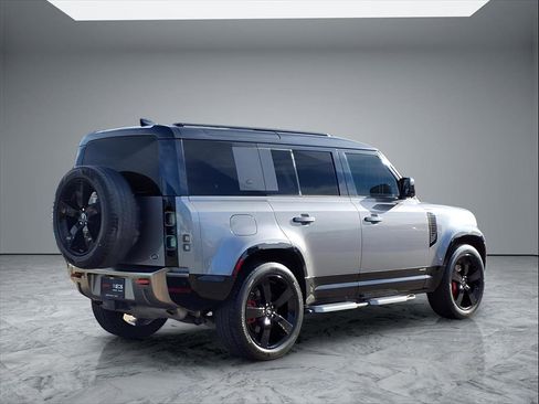 Used 2020 Land Rover Defender 110 X image 7