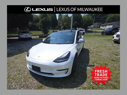 Used 2023 Tesla Model 3 Standard Range RWD image 1