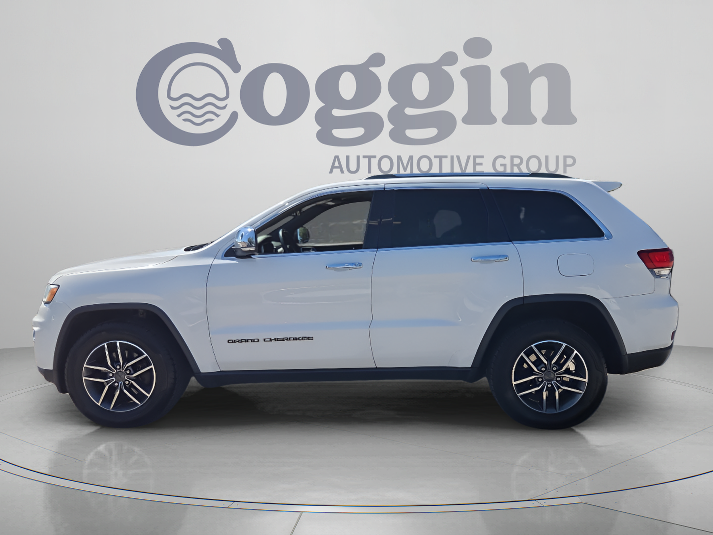 Used 2020 Jeep Grand Cherokee Limited AWD/4WD image 2