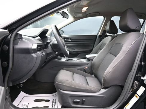 Used 2020 Nissan Altima 2.5 S FWD image 9