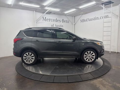 Used 2019 Ford Escape SEL FWD image 8