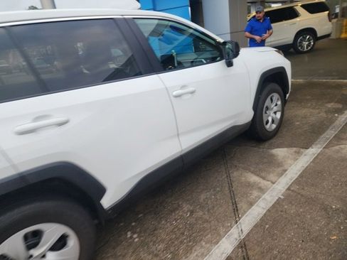 Used 2025 Toyota RAV4 LE image 2