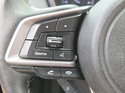 Used 2022 Subaru Outback Limited w/ Popular Package #2 image 35