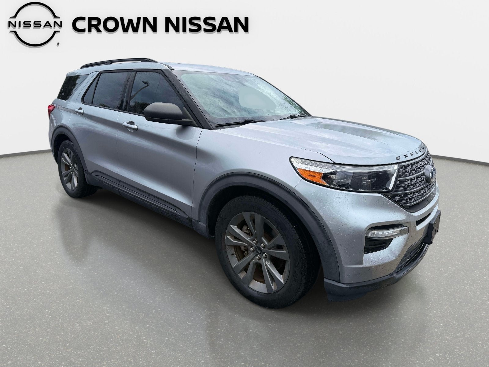 Used 2021 Ford Explorer XLT w/ Equipment Group 202A RWD image 10