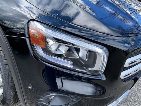 Used 2023 Mercedes-Benz GLB 250 4MATIC image 27