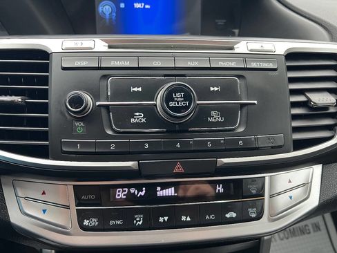 Used 2014 Honda Accord LX image 27
