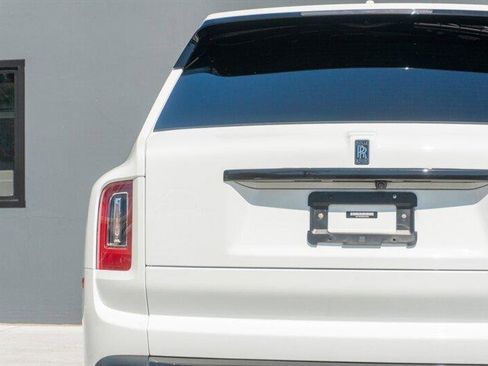 Used 2024 Rolls-Royce Cullinan Black Badge image 58