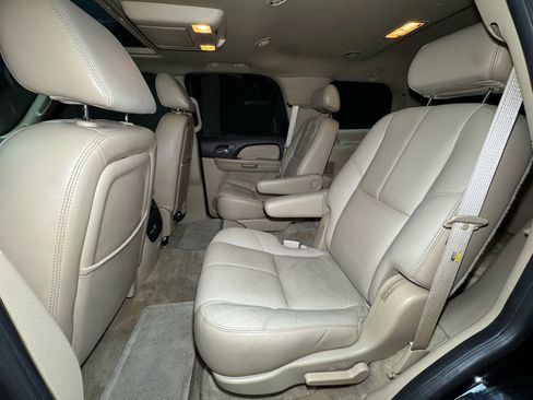 Used 2007 GMC Yukon Denali image 21