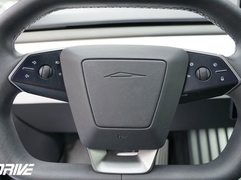 Used 2024 Tesla Cybertruck AWD Crew Cab image 20