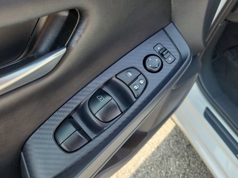 Certified 2024 Nissan Sentra SV FWD image 17