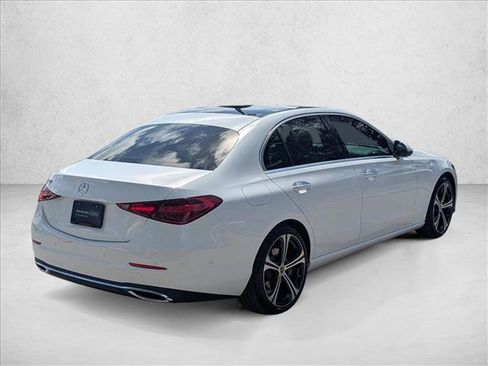 Used 2023 Mercedes-Benz C 300 Sedan image 5