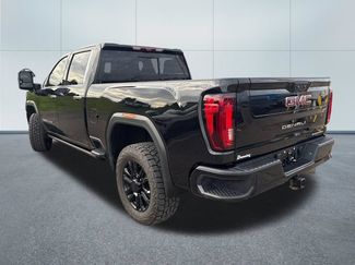 Used 2022 GMC Sierra 3500 Denali w/ Denali Black Diamond Edition AWD/4WD video 2