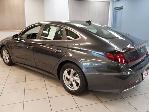Used 2021 Hyundai Sonata SE w/ Cargo Package FWD image 9