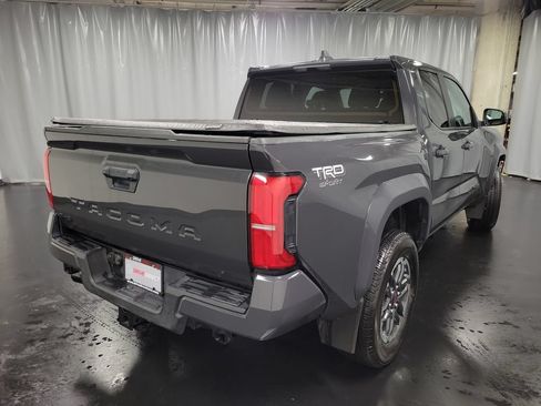 Used 2024 Toyota Tacoma TRD Sport AWD/4WD image 8