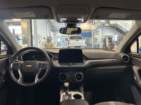 Used 2024 Chevrolet Blazer LT w/ Convenience Package image 15