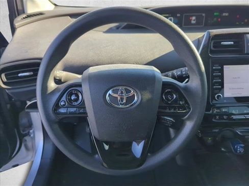 Certified 2021 Toyota Prius LE w/ Carpet Mat Package (TMS) image 14
