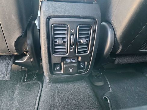 Used 2025 Dodge Durango R/T AWD/4WD image 32