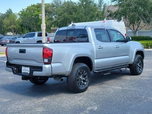 Certified 2022 Toyota Tacoma SR5 w/ Technology Package AWD/4WD image 4