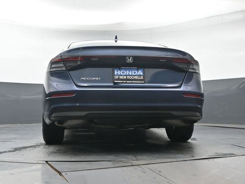 Used 2024 Honda Accord EX image 31