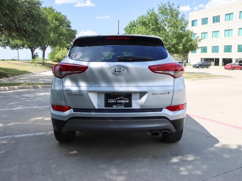 Used 2016 Hyundai Tucson Sport FWD image 6