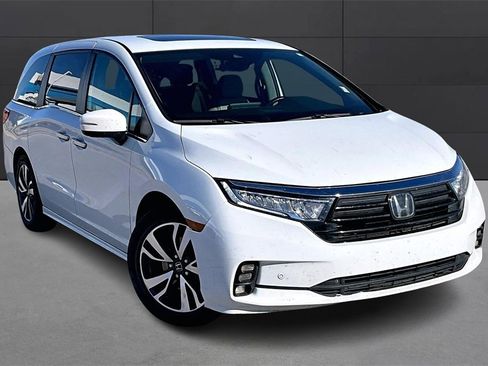 Used 2022 Honda Odyssey Touring image 11