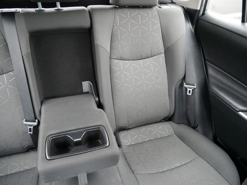 Used 2021 Toyota RAV4 XLE w/ Carpet Mat Package (TMS) image 14