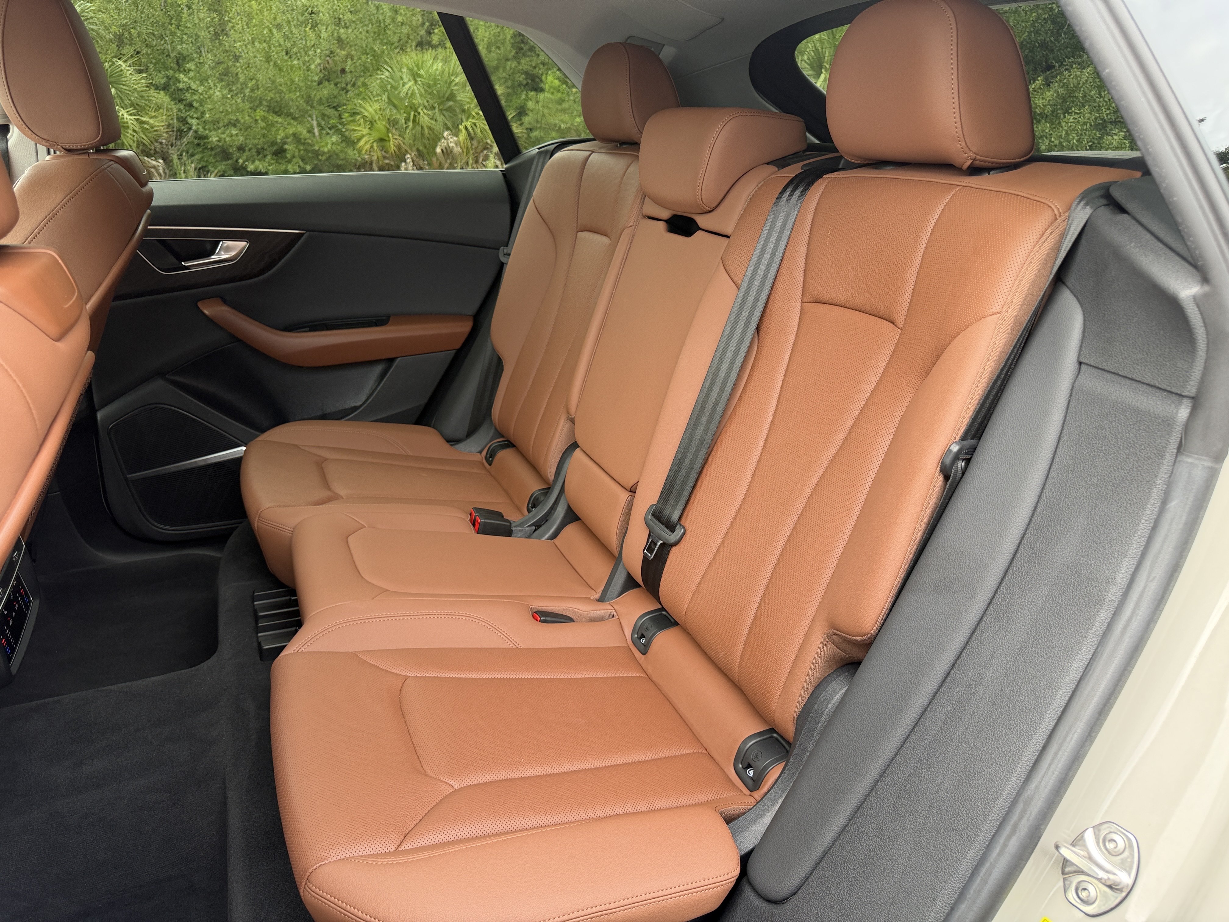 Used 2021 Audi Q8 Premium Plus AWD/4WD image 19