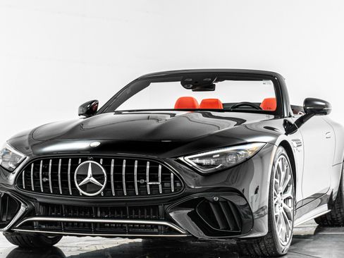 Used 2024 Mercedes-Benz SL 63 AMG 4MATIC image 5