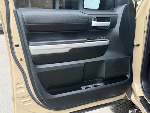 Used 2017 Toyota Tundra Limited w/ Limited Premium Package image 86